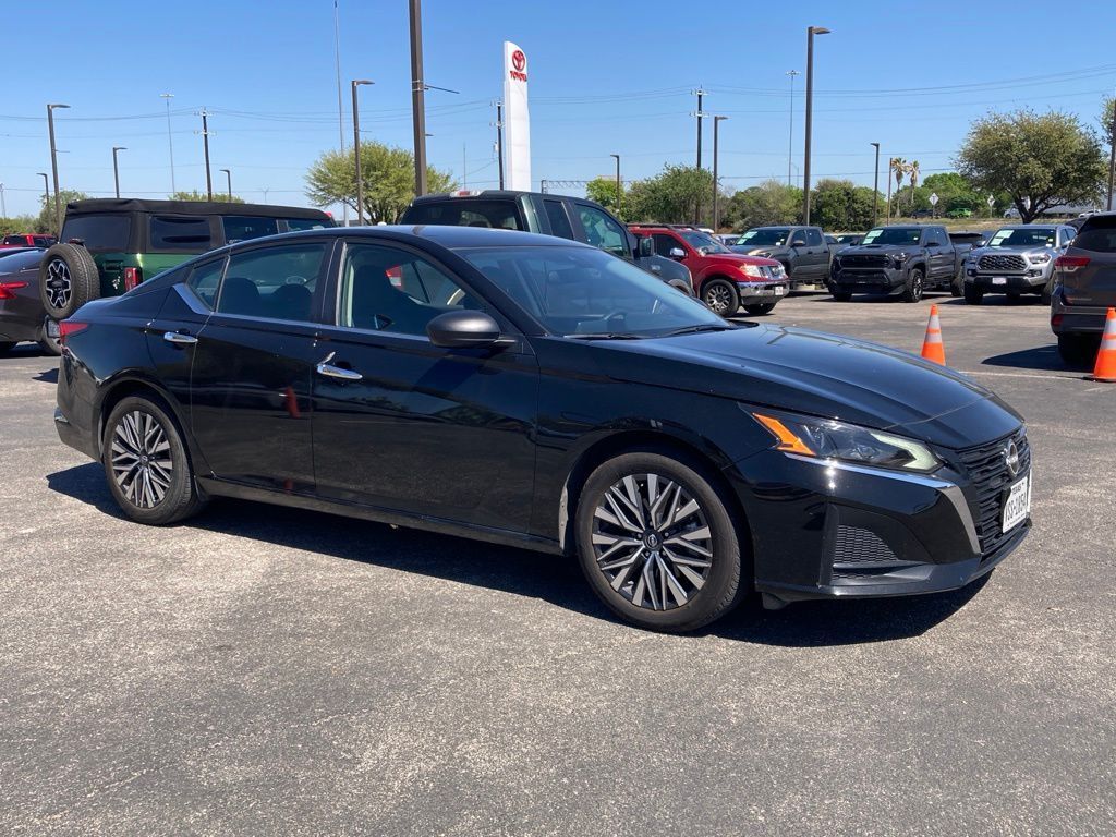 2025 Nissan Altima 2.5 SV