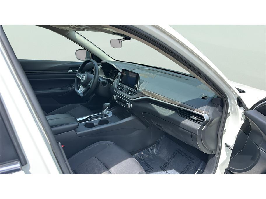 2025 Nissan Altima 2.5 SV Sedan 4D Folsom CA