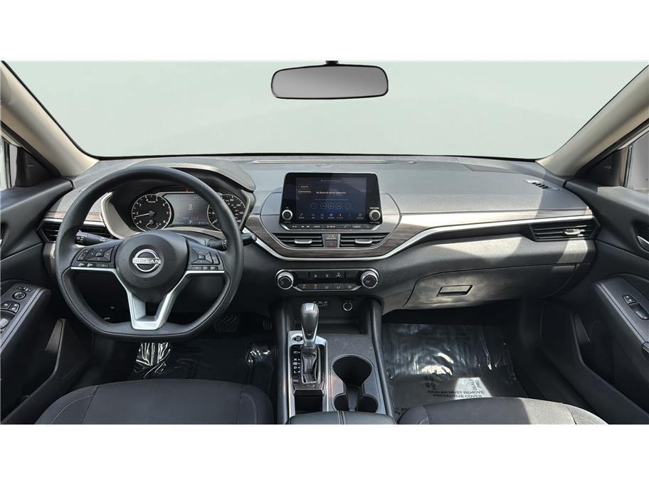 2025 Nissan Altima 2.5 SV Sedan 4D Folsom CA