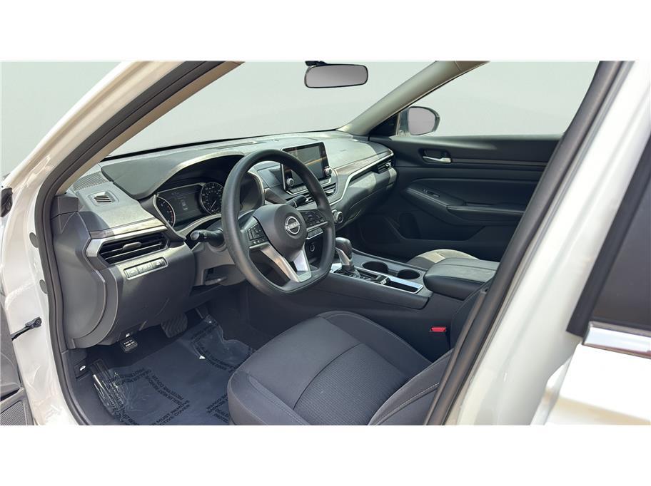 2025 Nissan Altima 2.5 SV Sedan 4D Folsom CA