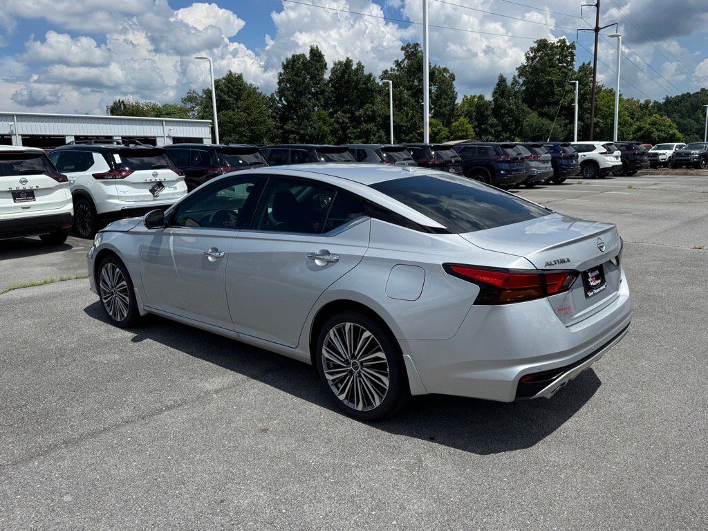 2025 Nissan Altima SL Johnson City TN