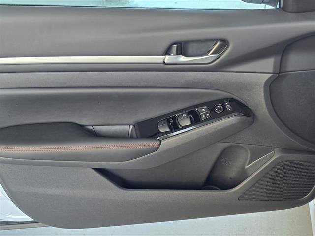 2025 Nissan Altima SR FWD Seaside CA