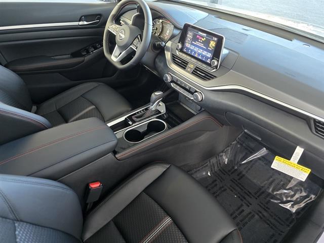 2025 Nissan Altima SR FWD Seaside CA