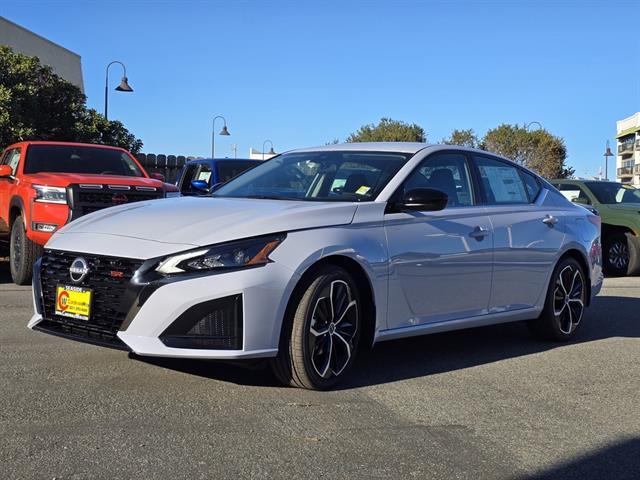 2025 Nissan Altima SR FWD Seaside CA