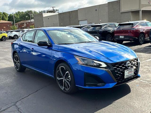 2025 Nissan Altima SR Glendale Heights IL