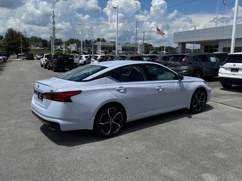 2025 Nissan Altima SR Johnson City TN