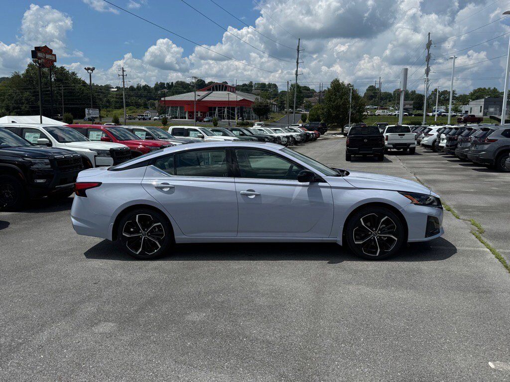 2025 Nissan Altima SR Johnson City TN