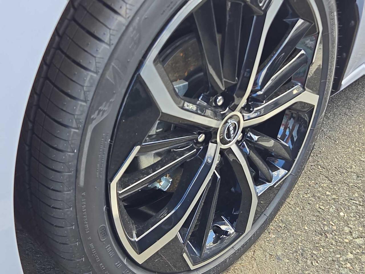 2025 Nissan Altima SR Medford MA