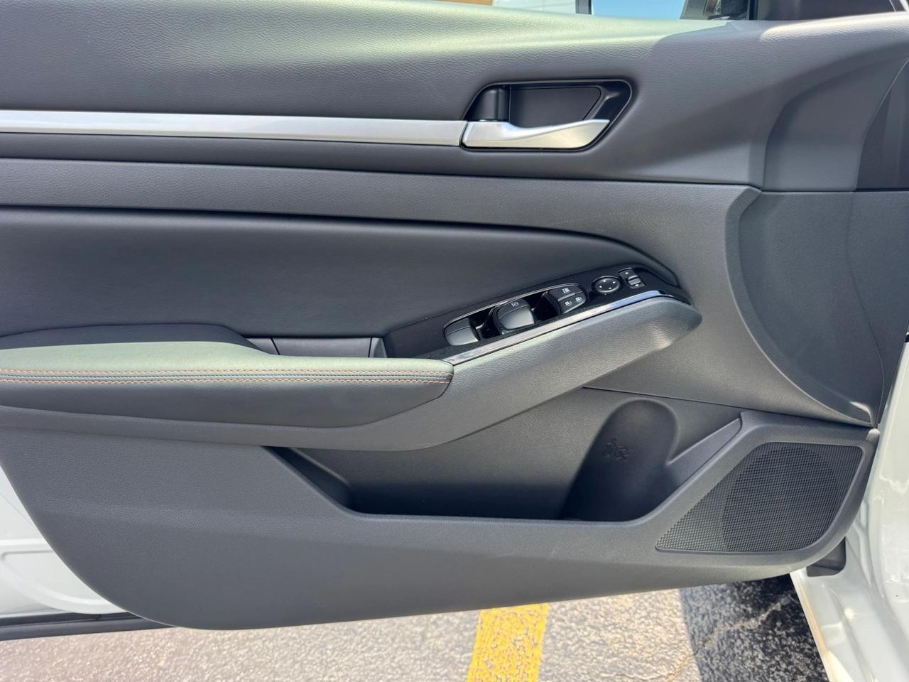 2025 Nissan Altima SR Miami FL