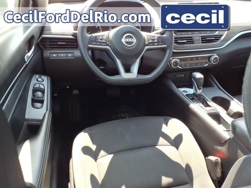 2025 Nissan Altima SV Del Rio TX