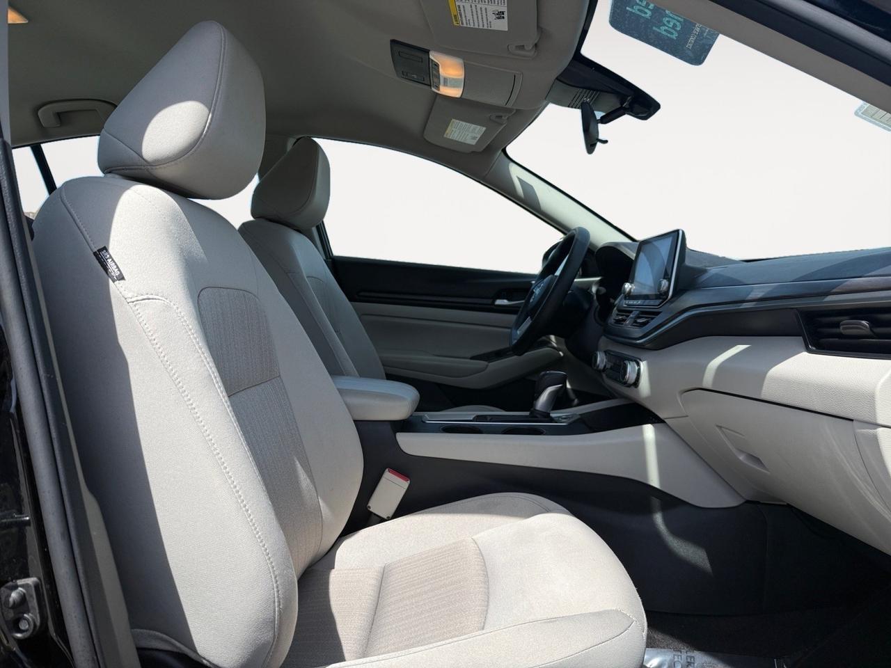 2025 Nissan Altima SV, APPLE CARPLAY/ANDROID AUTO, BACKUP CAMERA, POWER MIRRORS, REMOTE START, BLUETOOTH, CLEAN CARFAX, ONLY 1 OWNER! Norfolk VA