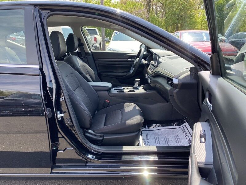 2025 Nissan Altima SV Bristol  PA