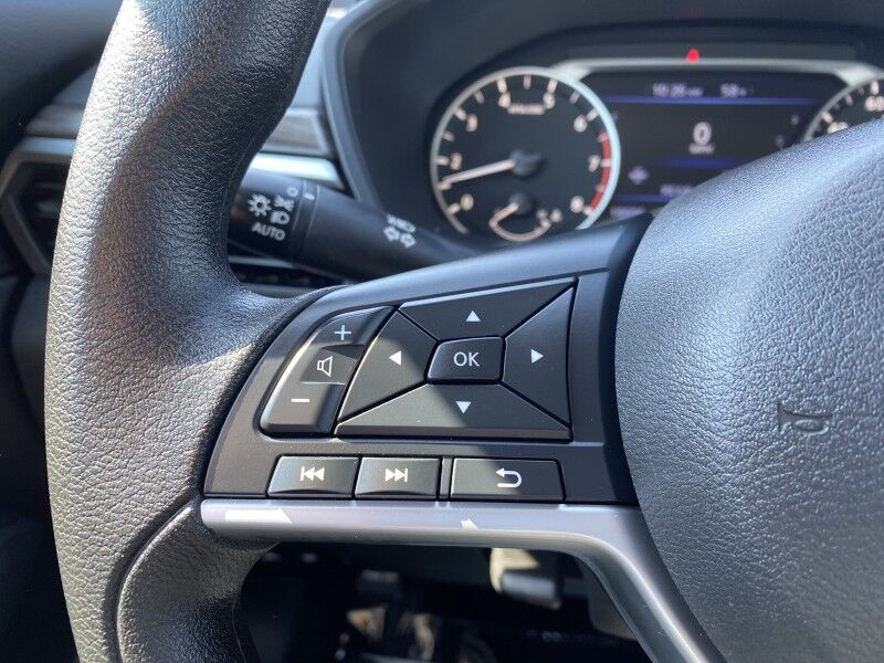 2025 Nissan Altima SV Bristol  PA