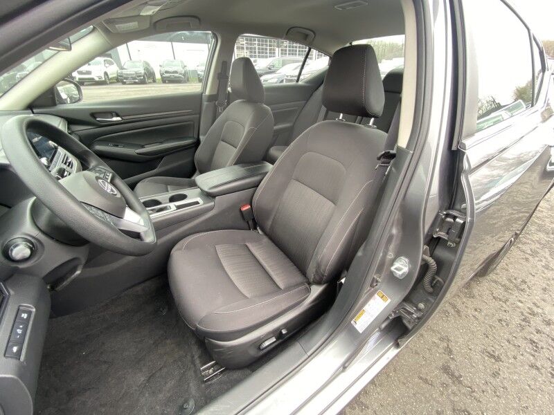 2025 Nissan Altima SV Bristol  PA