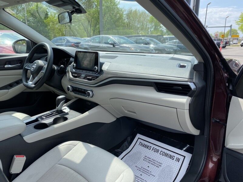 2025 Nissan Altima SV Bristol  PA