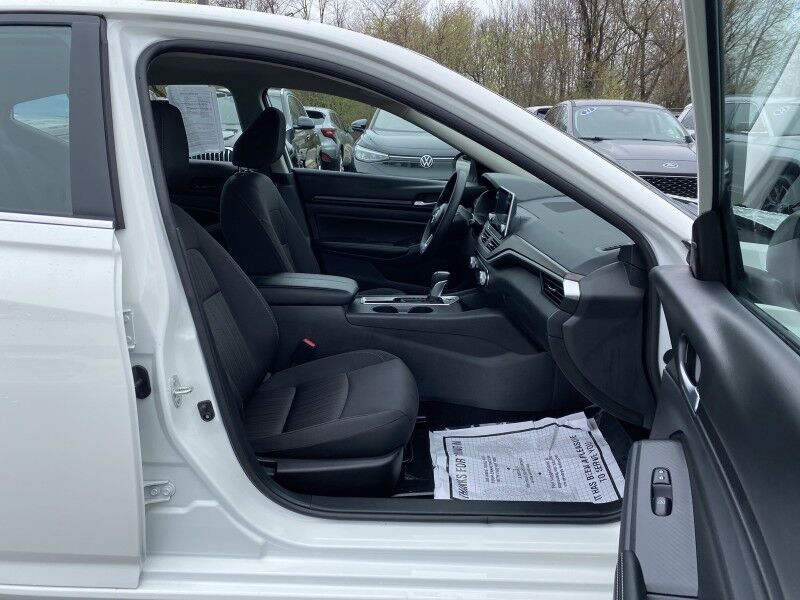 2025 Nissan Altima SV Bristol  PA