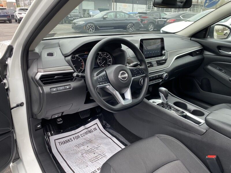 2025 Nissan Altima SV Bristol  PA