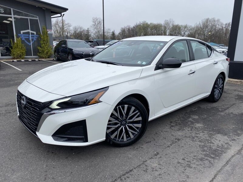 2025 Nissan Altima SV Bristol  PA