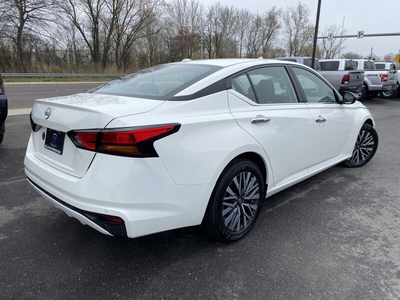 2025 Nissan Altima SV Bristol  PA