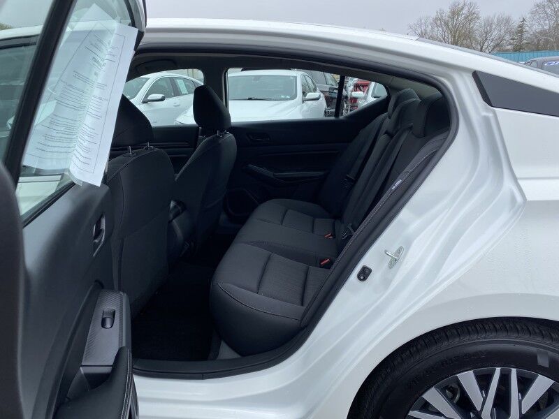 2025 Nissan Altima SV Bristol  PA