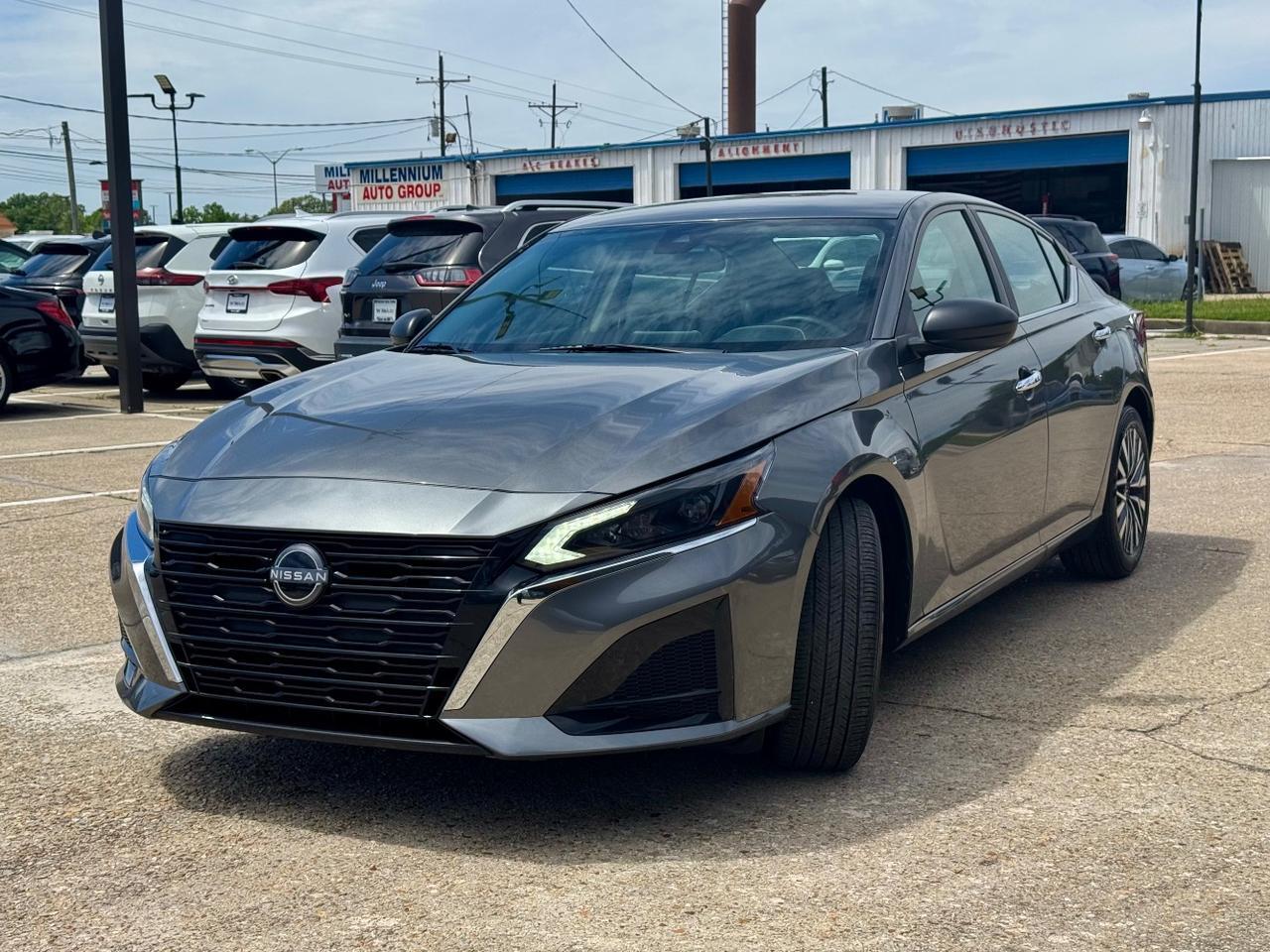 2025 Nissan Altima SV FWD