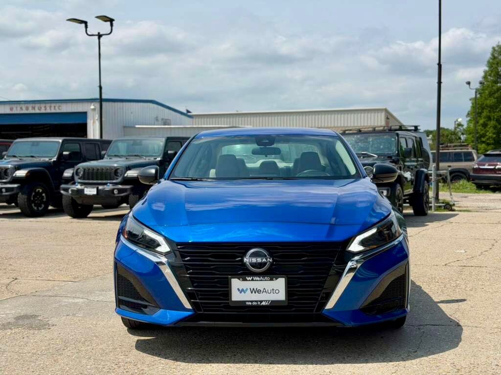 2025 Nissan Altima SV FWD