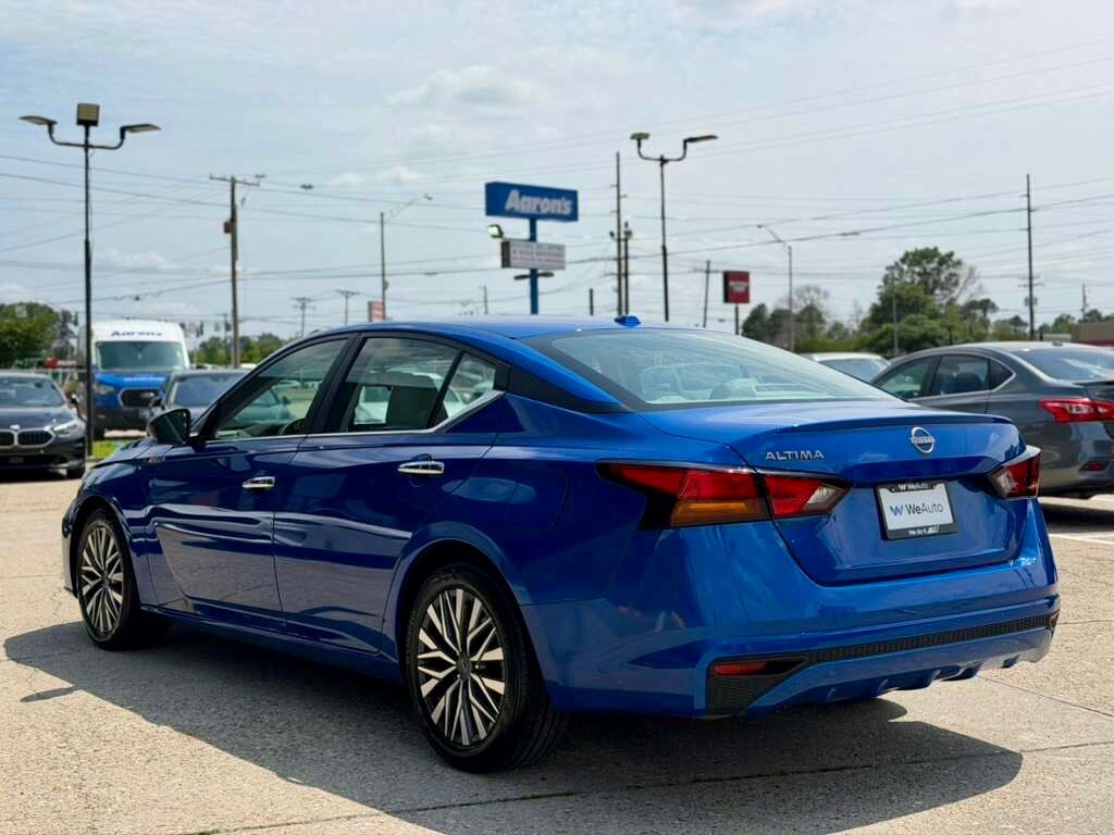 2025 Nissan Altima SV FWD