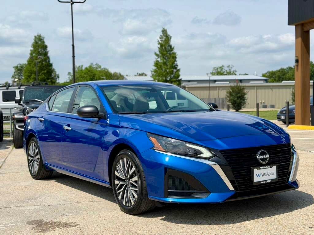2025 Nissan Altima SV FWD