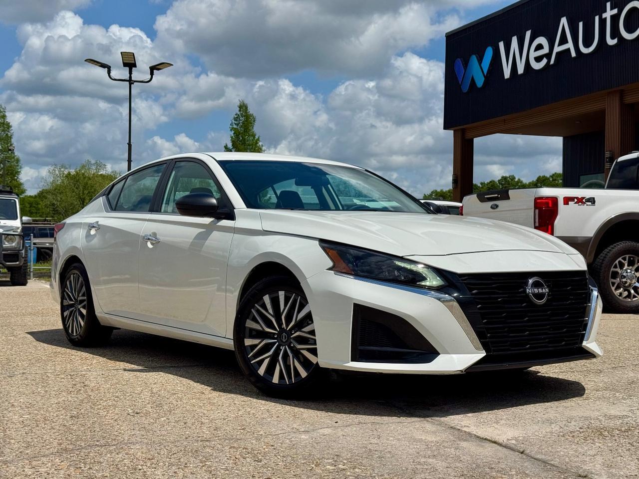 2025 Nissan Altima SV FWD