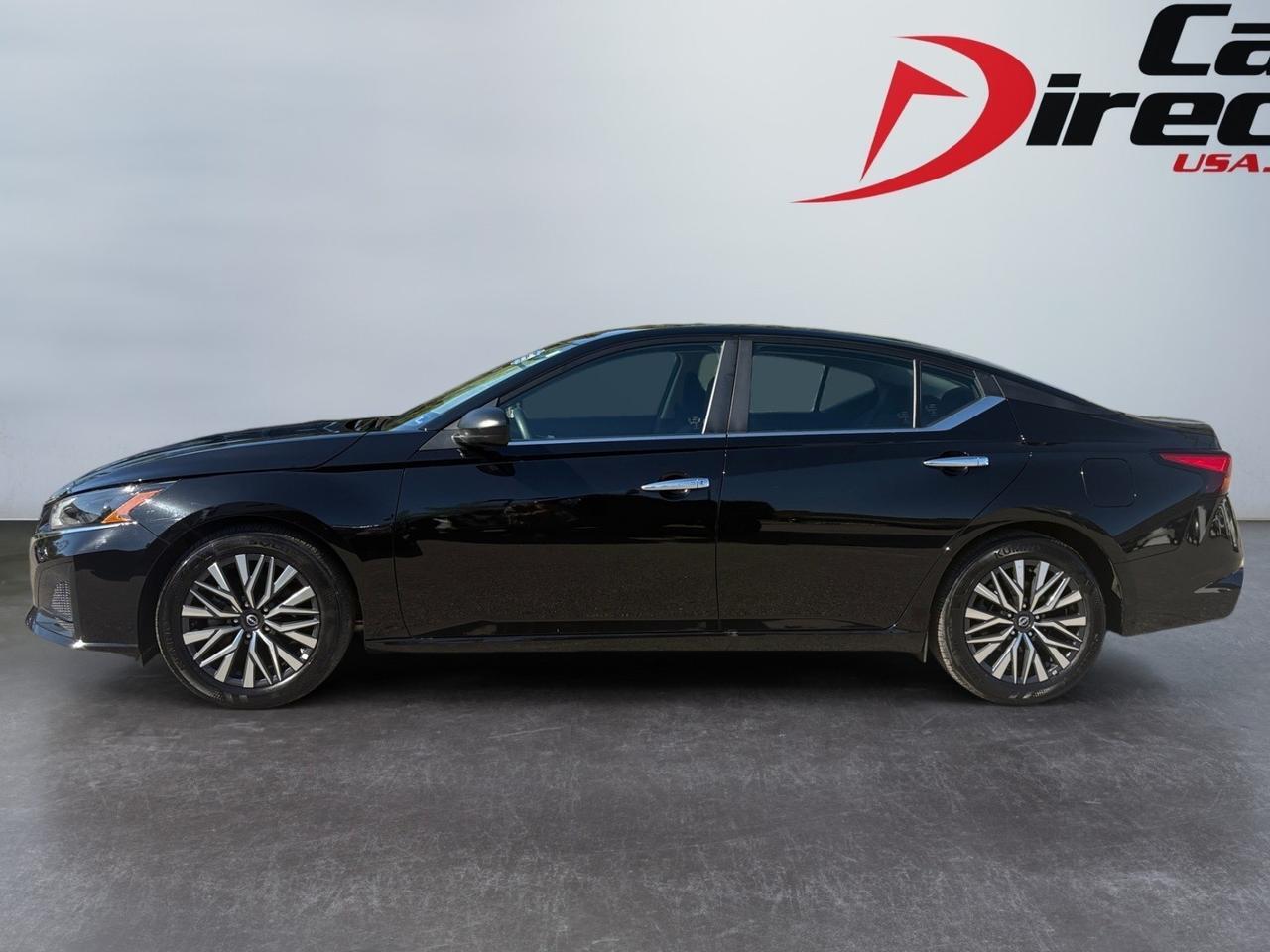 2025 Nissan Altima SV, LANE KEEP ASSIST, BLIND SPOT MONITORING, LANE DEPARTURE WARNING, PUSH BUTTON START, APPLE CARPLAY/ANDROID AUTO, BACKUP CAMERA WITH PARKING SENSORS, ONLY 1 OWNER, CLEAN CARFAX, BRAND NEW & READY TO RIDE!