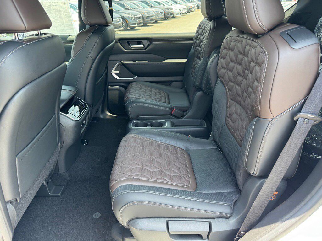 2025 Nissan Armada Platinum Johnson City TN