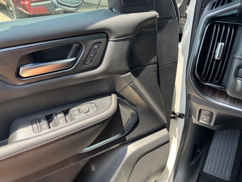 2025 Nissan Armada Platinum Johnson City TN