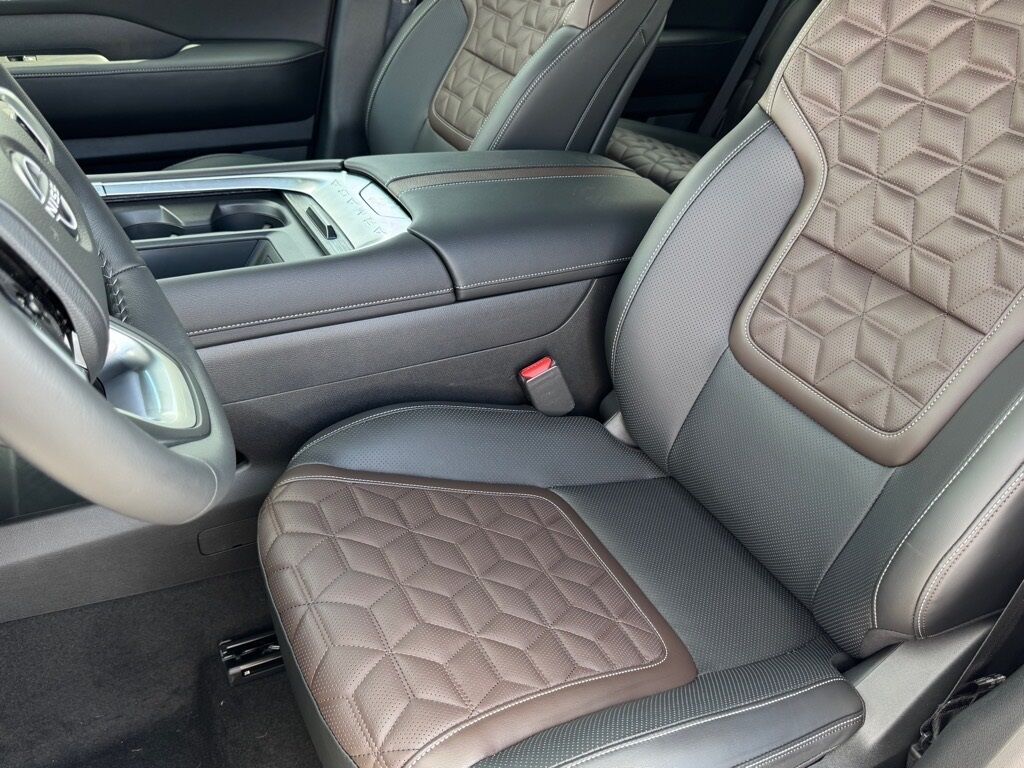 2025 Nissan Armada Platinum Morristown TN
