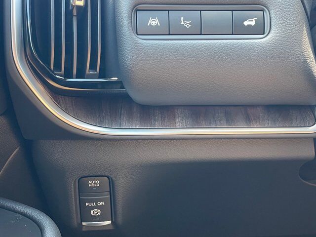 2025 Nissan Armada Platinum Reserve Oak Ridge TN