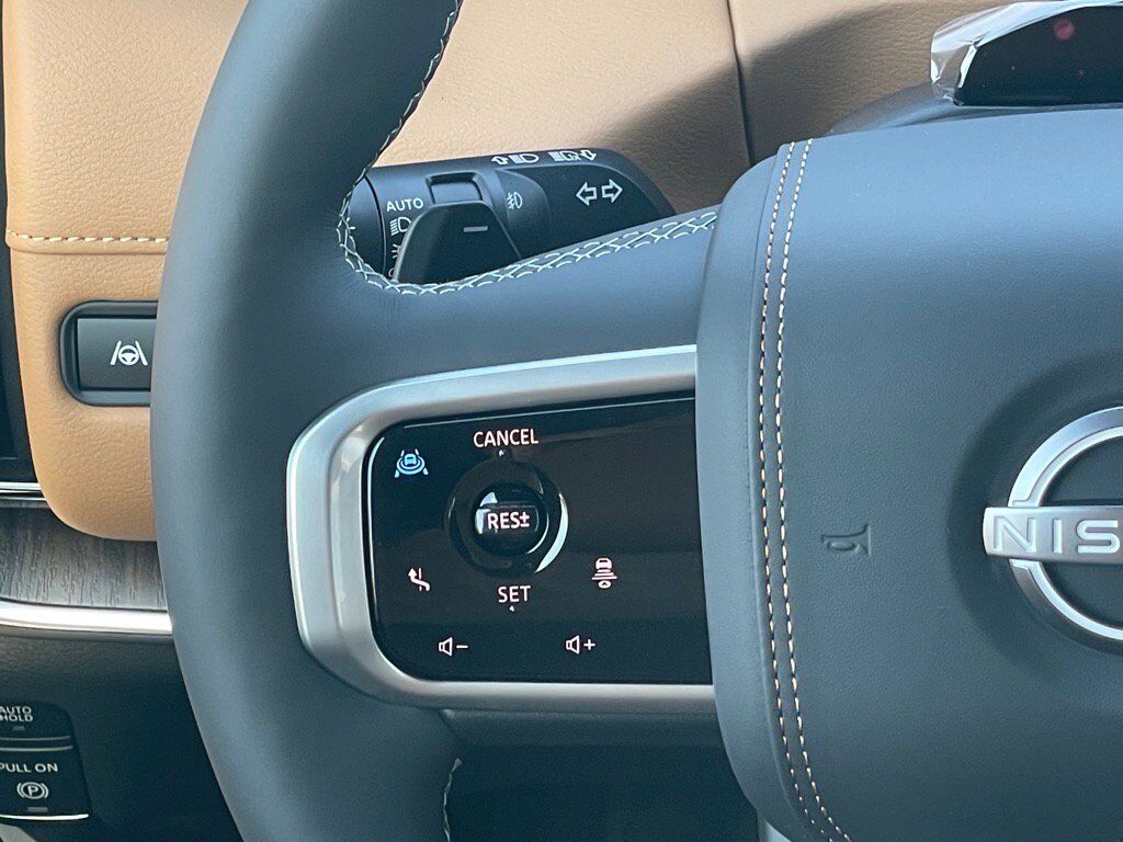 2025 Nissan Armada Platinum Reserve Oak Ridge TN