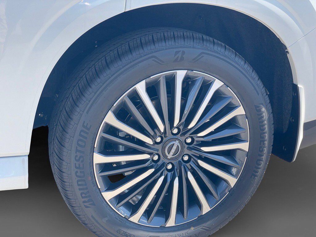 2025 Nissan Armada Platinum Reserve Oak Ridge TN