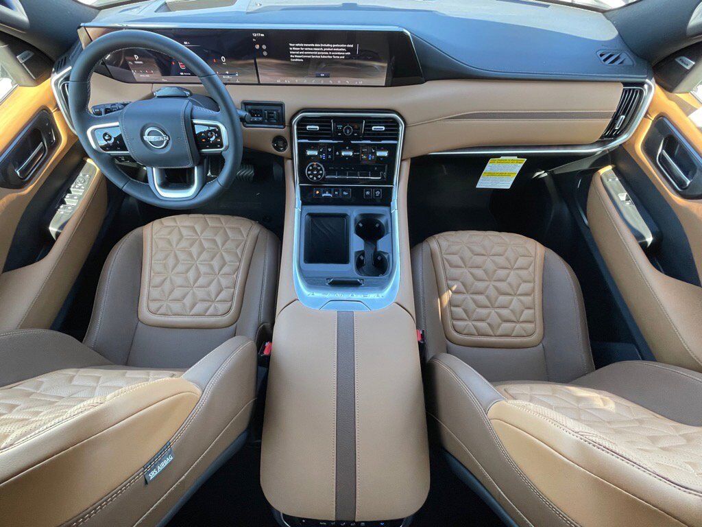 2025 Nissan Armada Platinum Reserve Oak Ridge TN