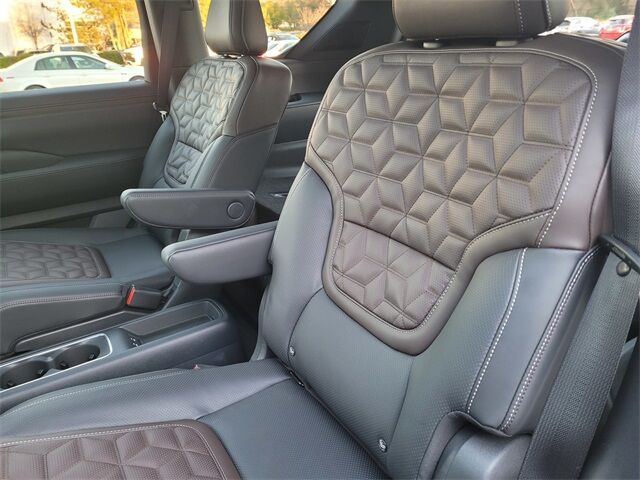 2025 Nissan Armada Platinum Roseville CA