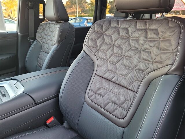 2025 Nissan Armada Platinum Roseville CA