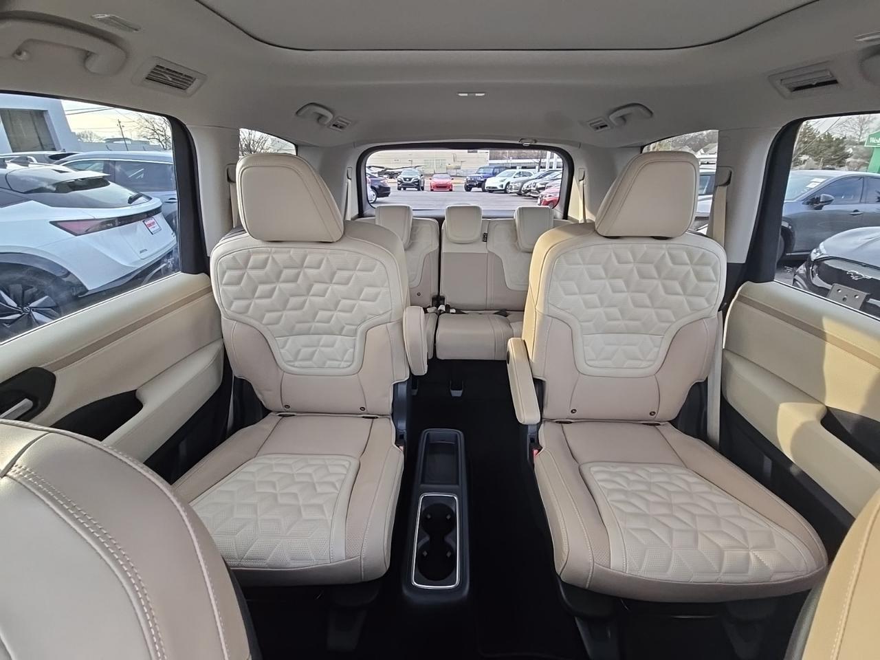 2025 Nissan Armada Platinum Glen Burnie MD