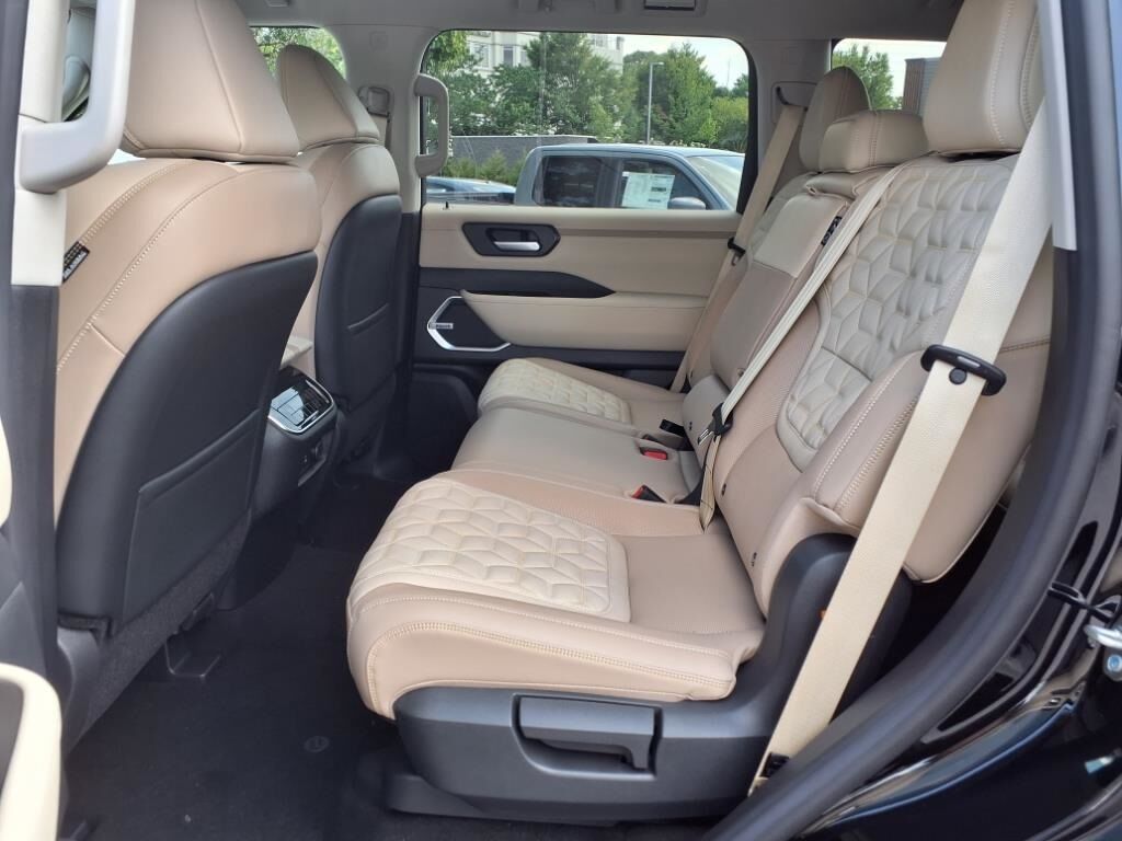 2025 Nissan Armada Platinum Waldorf MD