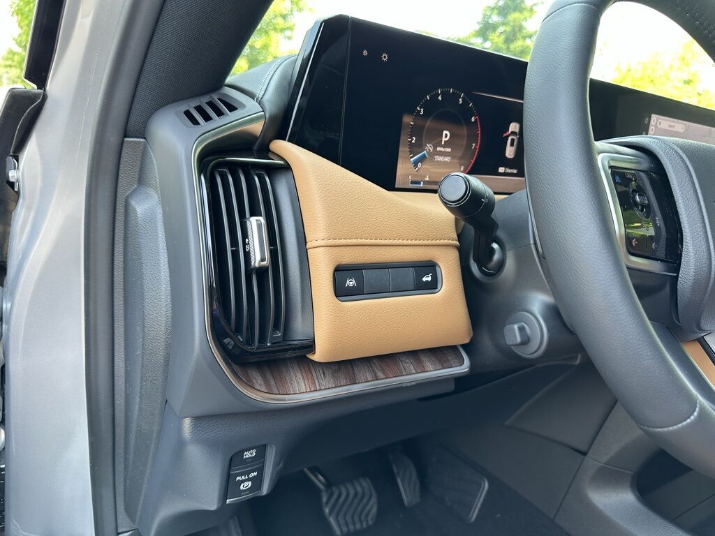 2025 Nissan Armada SL San Clemente CA