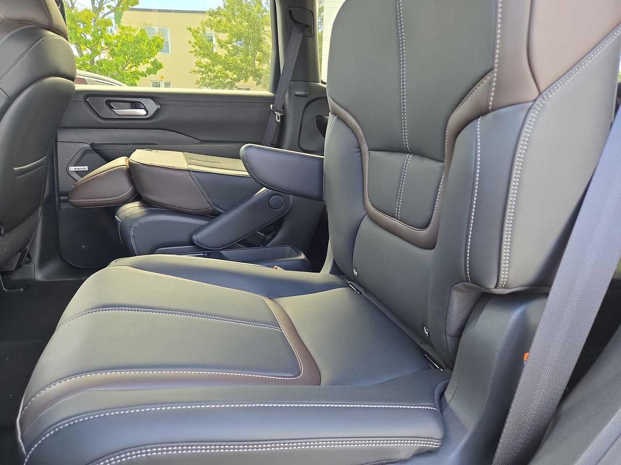 2025 Nissan Armada SL Medford MA