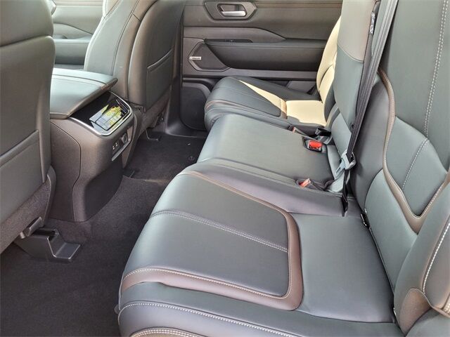 2025 Nissan Armada SL Roseville CA