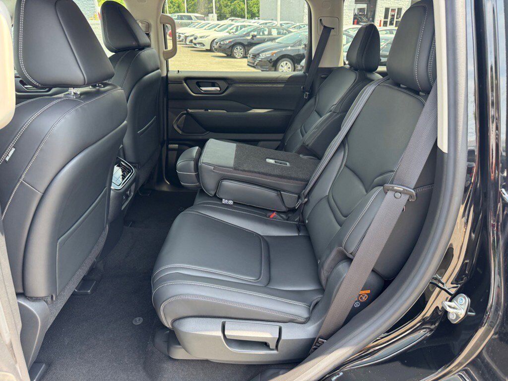 2025 Nissan Armada SV Johnson City TN