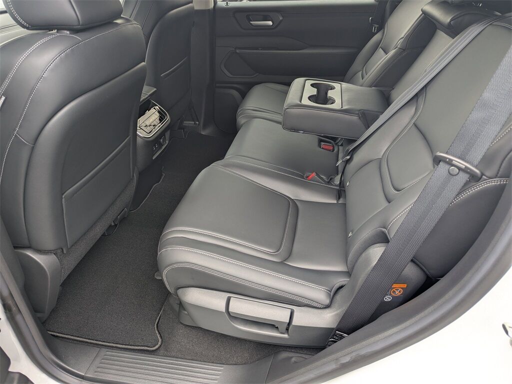 2025 Nissan Armada SV Kennesaw GA