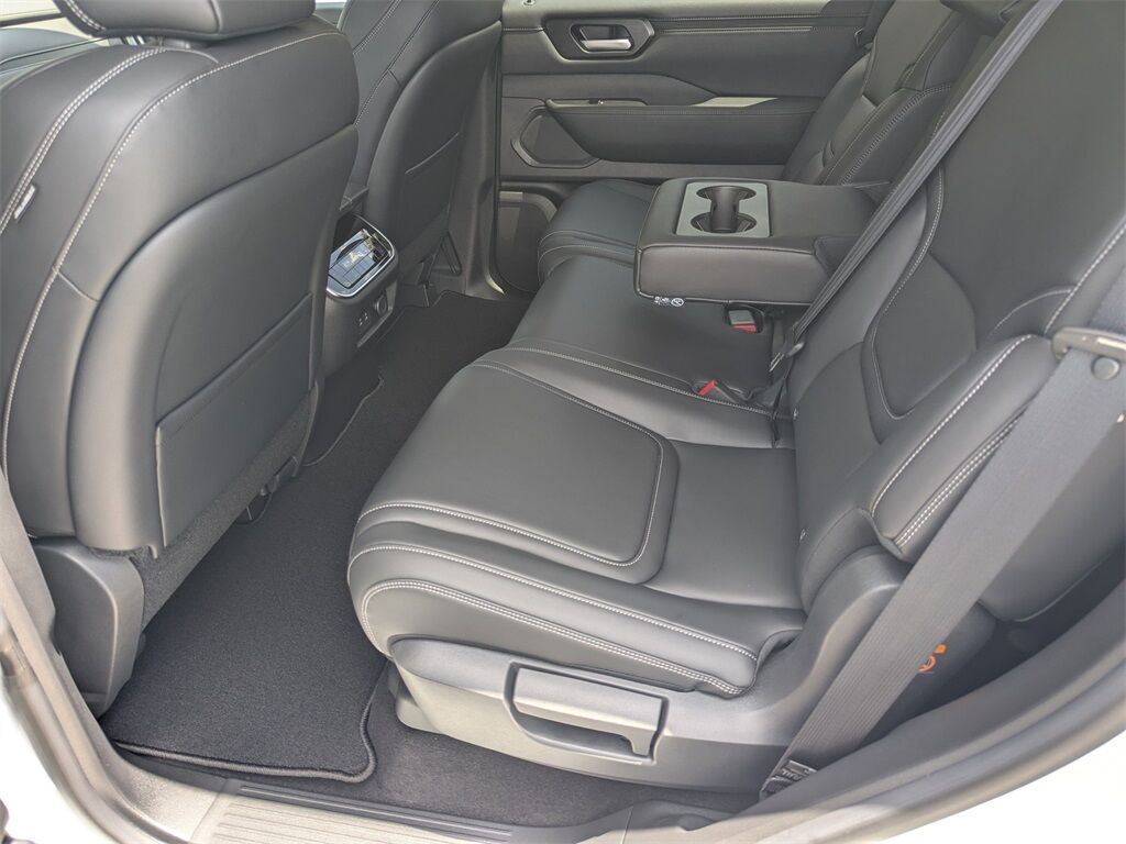 2025 Nissan Armada SV Kennesaw GA