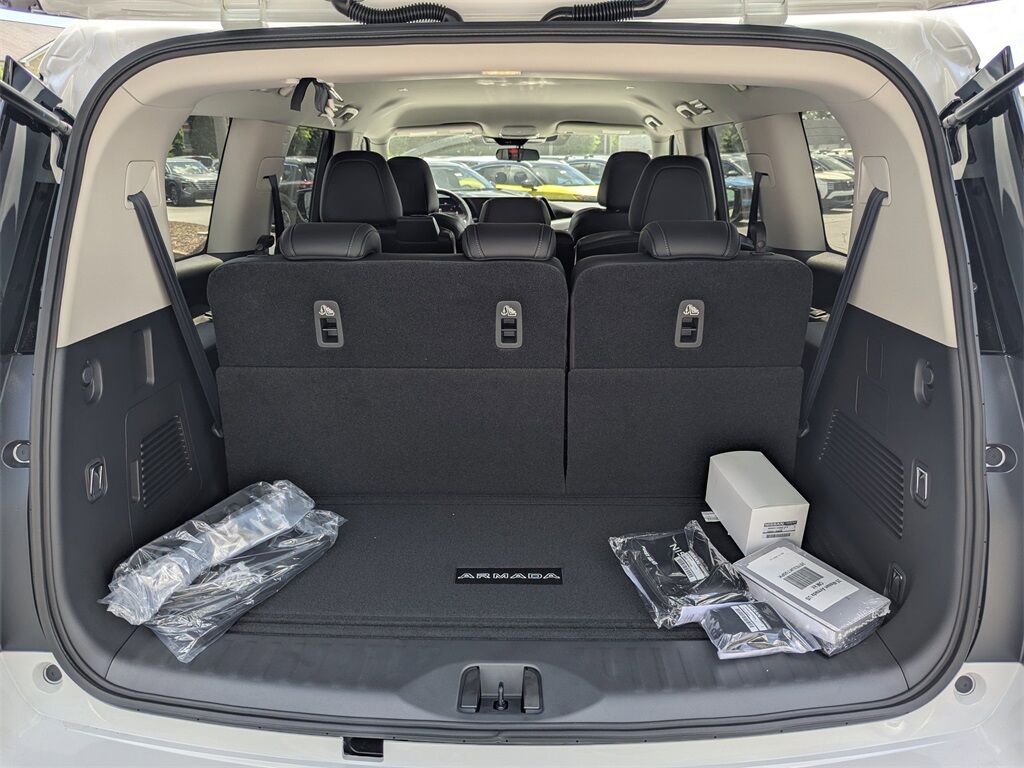 2025 Nissan Armada SV Kennesaw GA