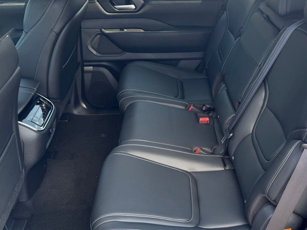 2025 Nissan Armada SV Morristown TN