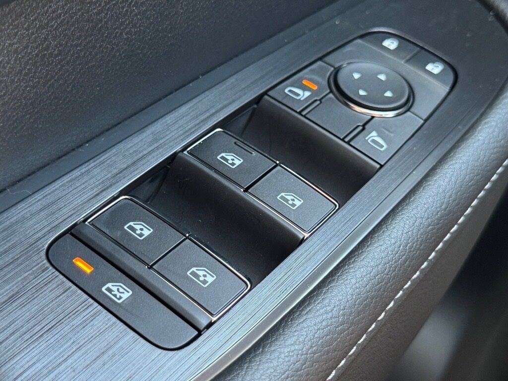 2025 Nissan Armada SV Morristown TN
